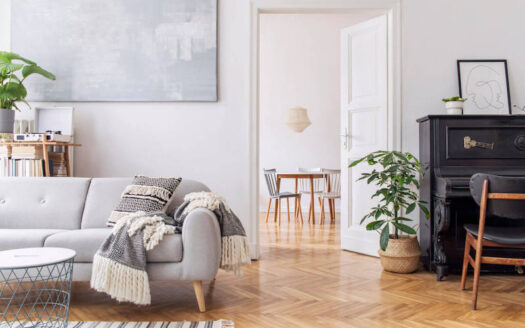 Property with Agent on Sidebar